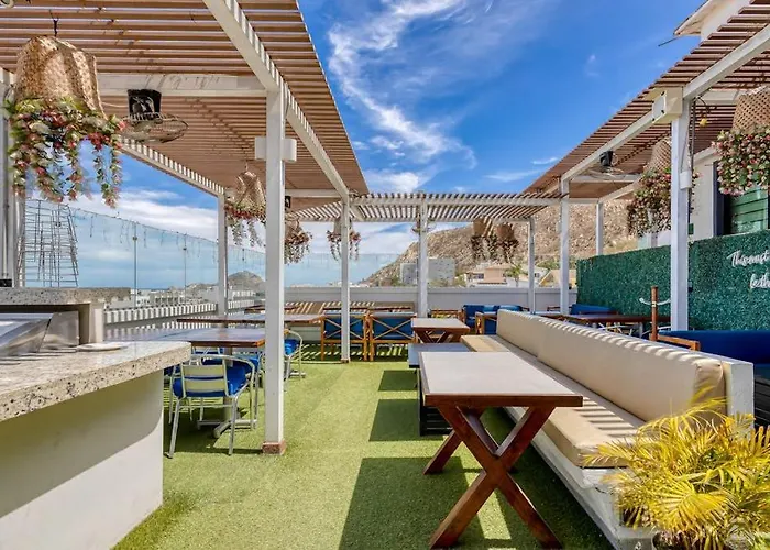 With Ocean-view Rooftop Infinity Pool, Balconies & Ac Cabo San Lucas